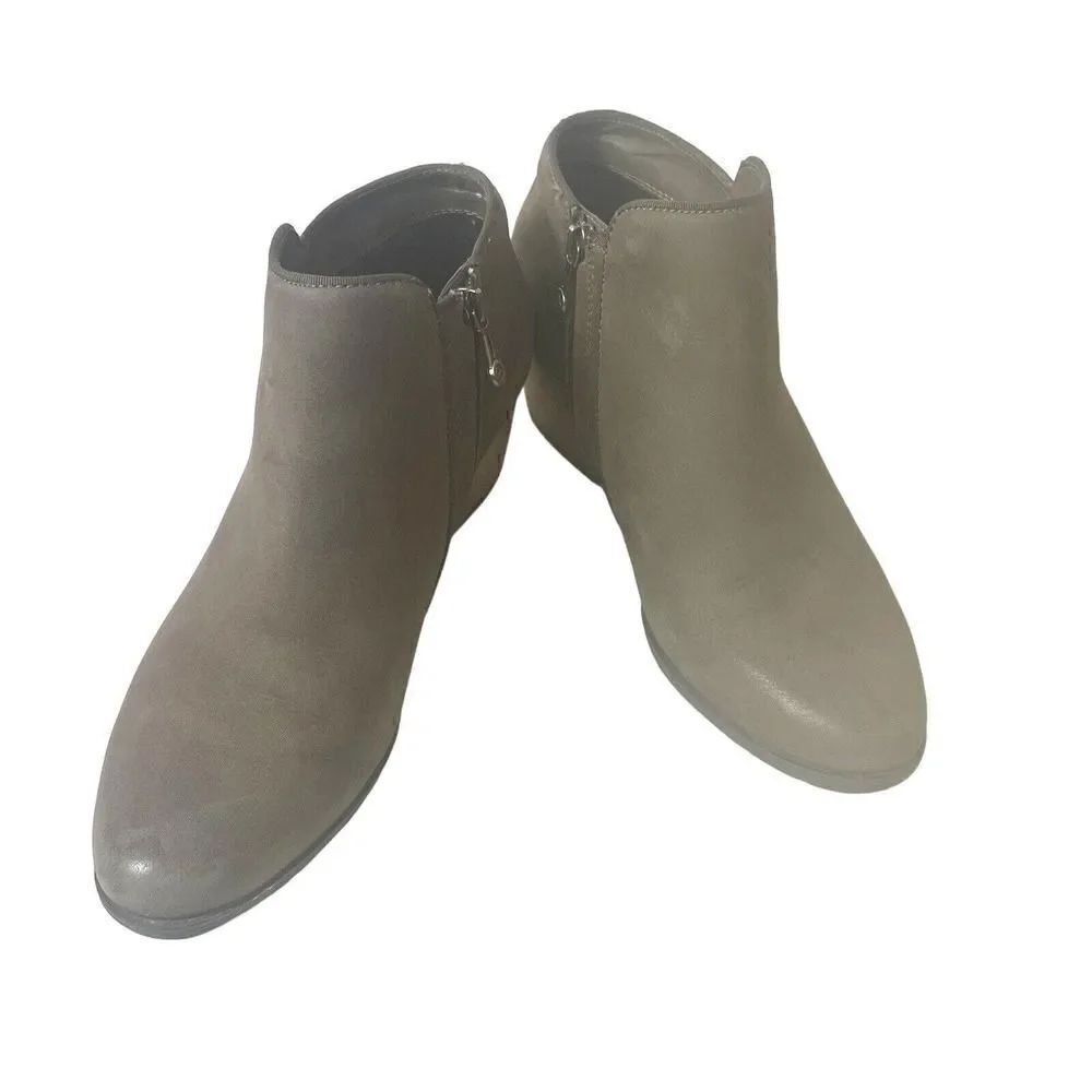 Blondo Waterproof Womens 8.5M Low Heel Ankle Booties Comfort Casual Brown Nubuck